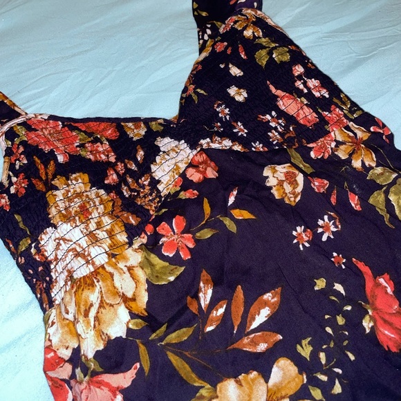 NWOT floral ruffle strap top - Picture 2 of 4
